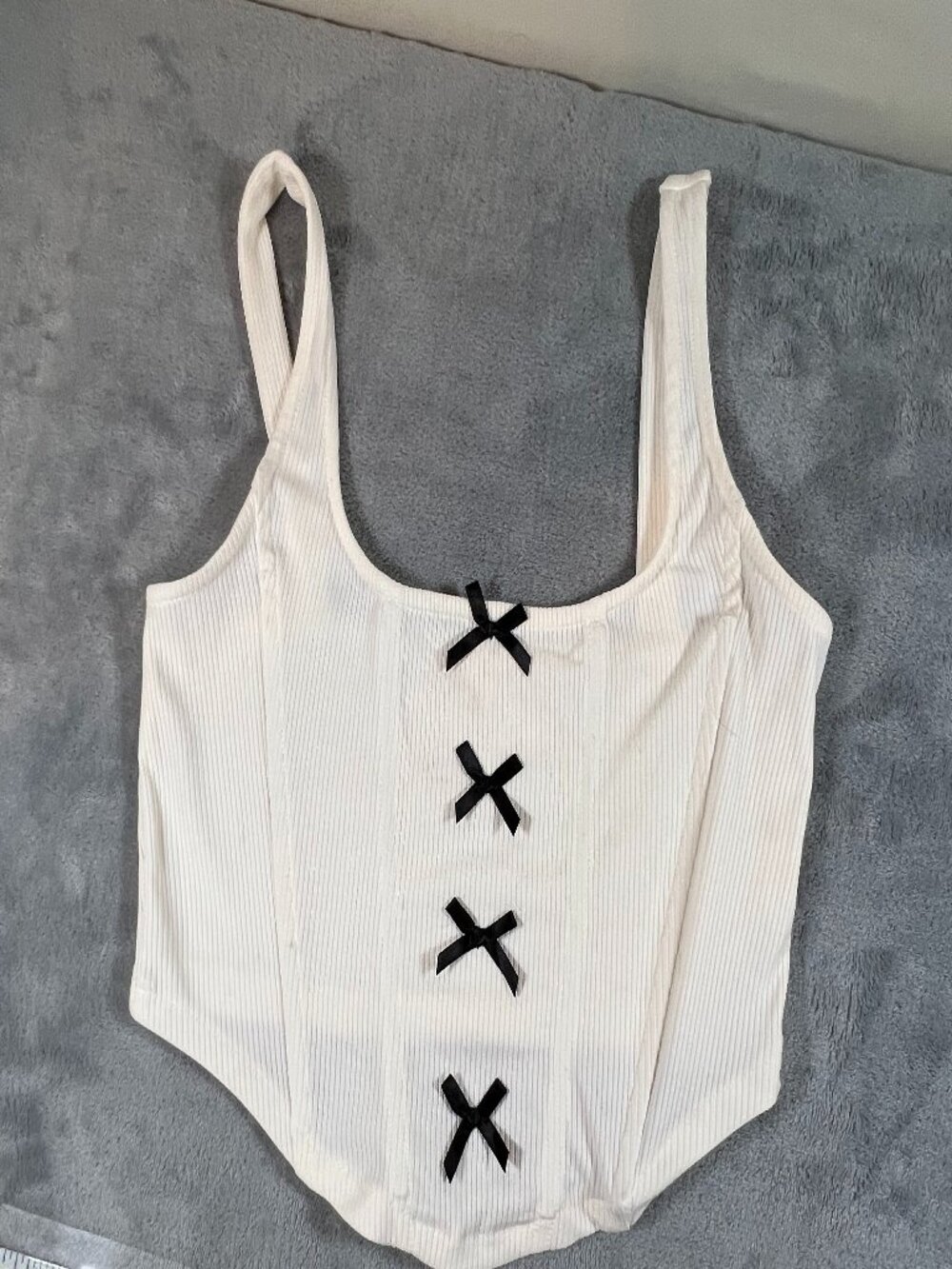 Hesperus white corset top with black bows sz M